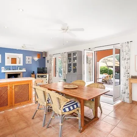 Hébergement de vacances New Luxury Cottage, Sauna, Gorgeous Views And Scenery